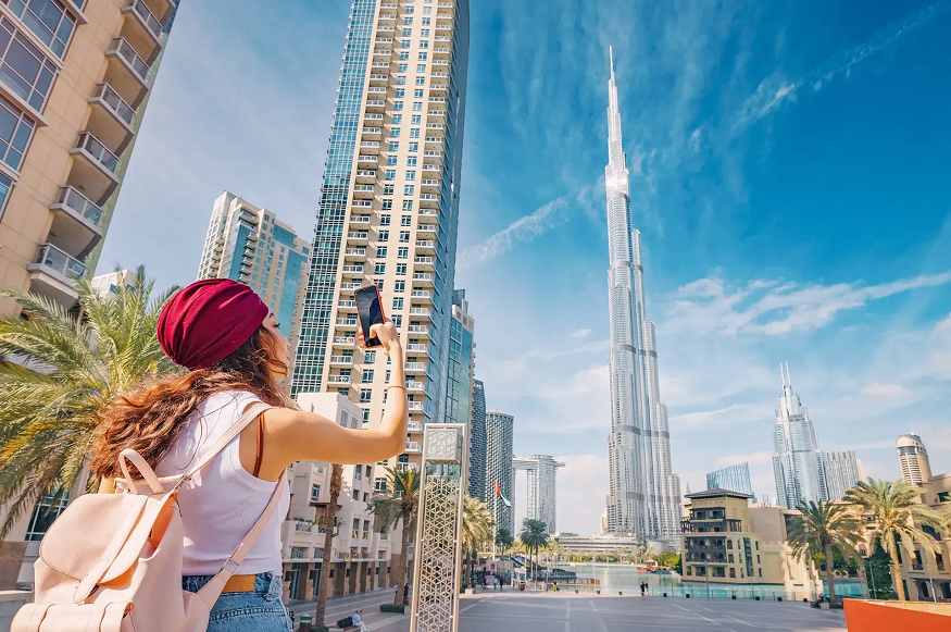 how to relocate to Dubai